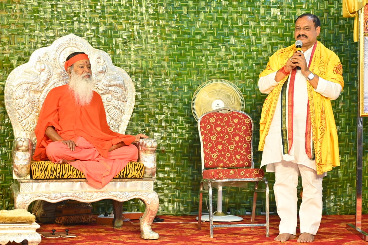 మానవునికి భగవంతుని కృప ఉంటే చాలు..